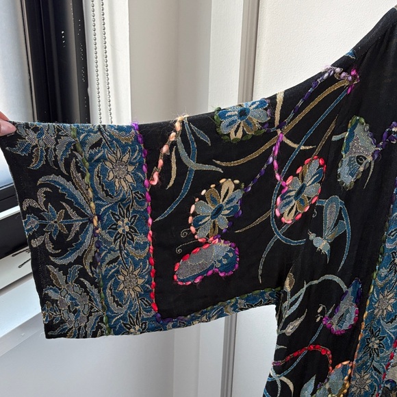 NWT Embroidered Black Floral Kimono floor length cardigan - Picture 3 of 6